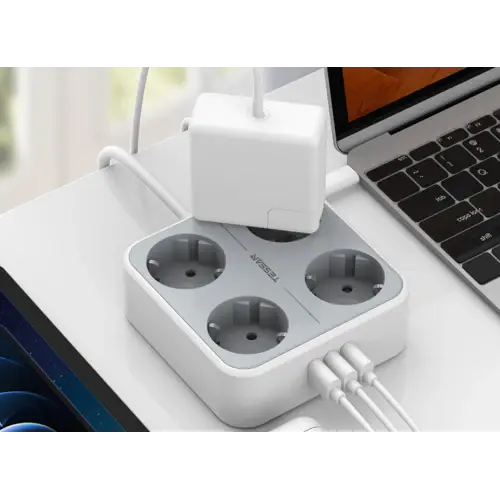 Tessan-Multiprise 4 prises 3 USB
