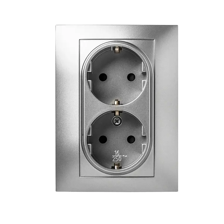 Toma corr.doble con Woofer de 6.5 Pulgadas