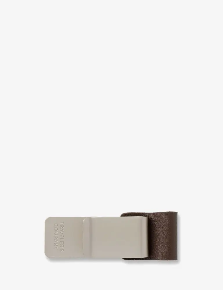 Tecnologí Biométrica traveler's pen holder