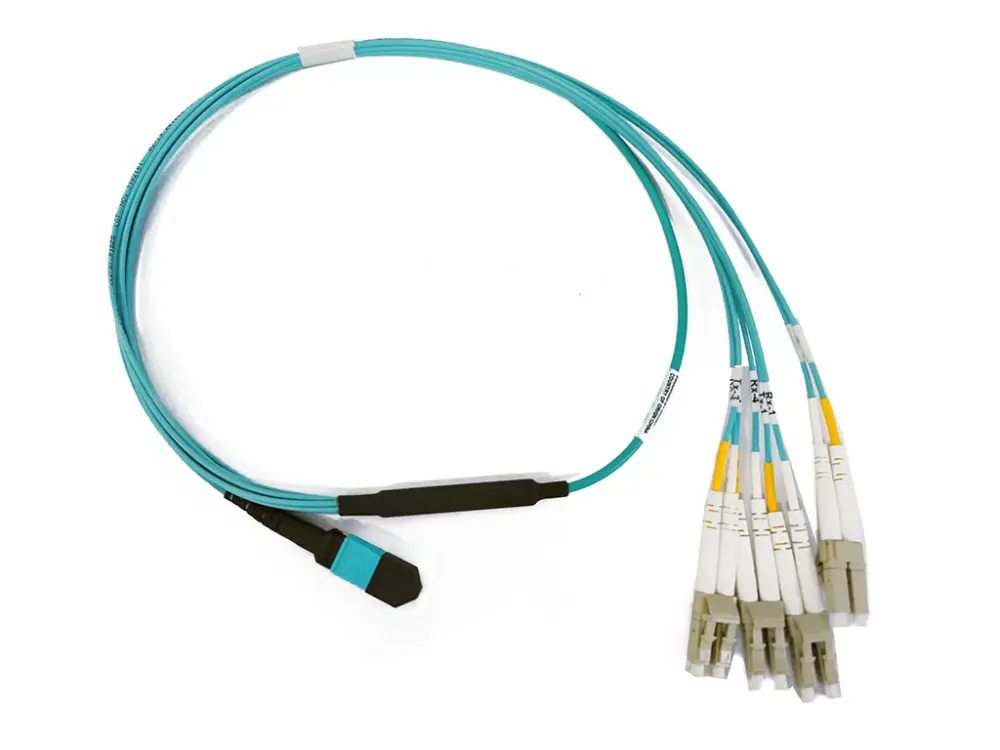 Cable de fibra óptica Molex de 8 núcleos, con : MPO, con B: LC x 4, long. 5m | 885366505