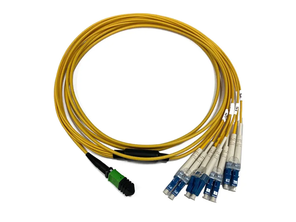 Cable de fibra óptica Molex de 8 núcleos, con : MPO, con B: LC x 4, long. 3m | 885366803