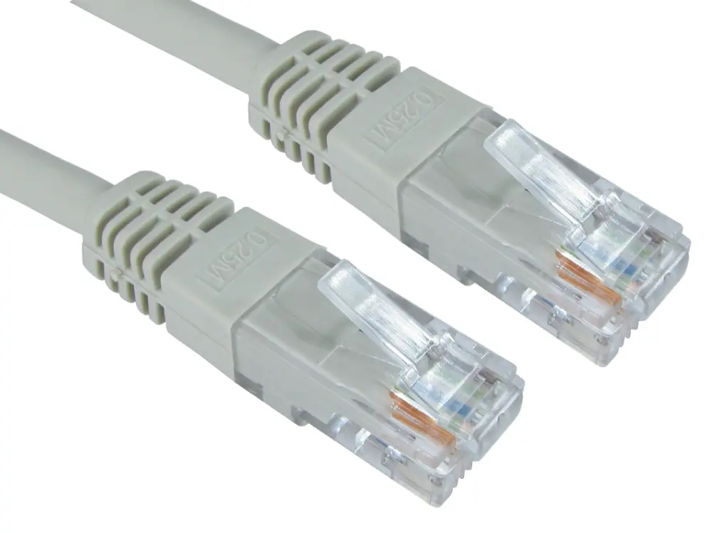 Cable Ethernet Cat6 UTP de color Gris, long. 30m, funda de PVC