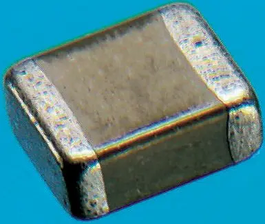 Condensador cerámico multicapa MLCC, KEMET, 220nF, ±10%, 100V dc, Montaje en Superficie, X7R dieléctrico | C1812C224K1R...