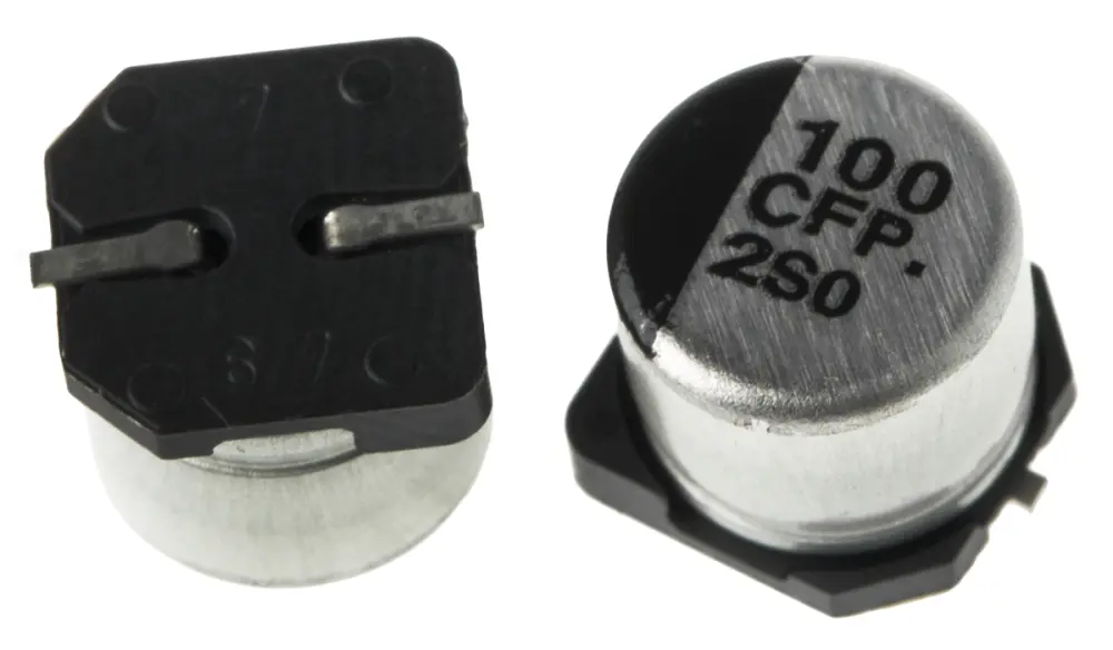 Condensador electrolítico Panasonic serie FP SMD, 100μF, ±20%, 16V dc, mont. SMD, 6.3 (Dia.) x 5.8mm | EEEFP1C101AP