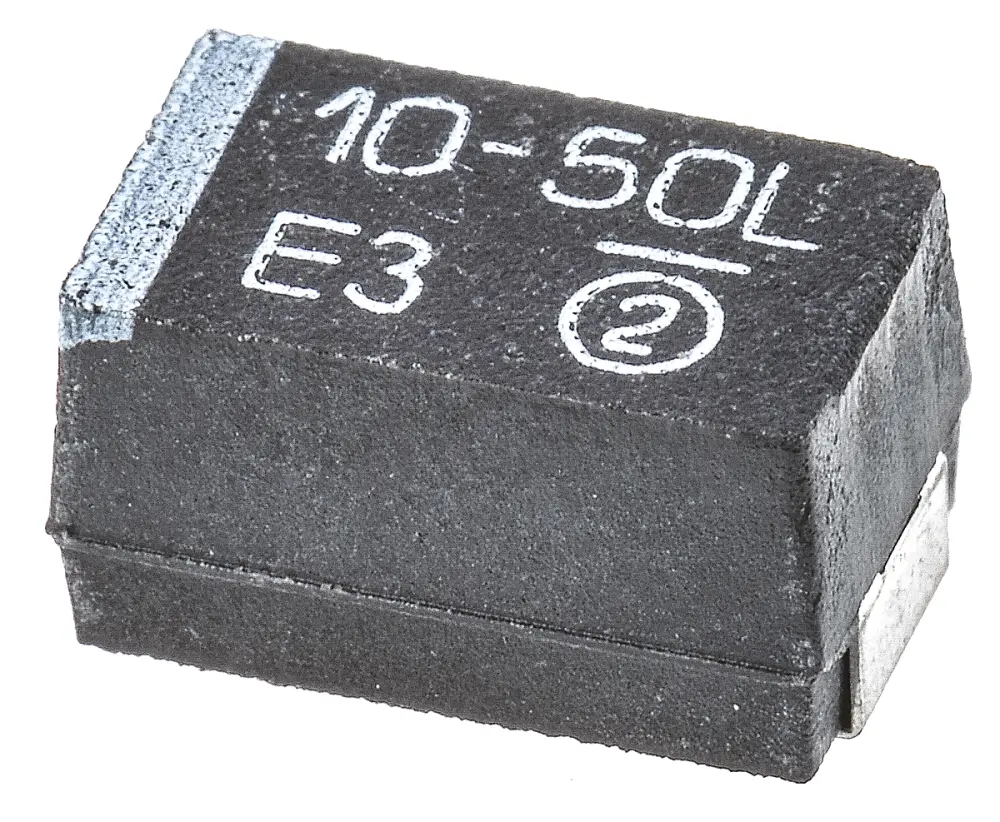 Condensador de tántalo Vishay TR3E106K050C0400, 10μF, ±10%, 50V dc, Montaje en Superficie, Encapsulado 7343-43, ESR
