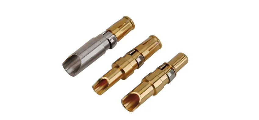 Contacto de alimentación de conector D-Sub CONEC 131C10039X, 3.6mm, Macho, Soldadura, Revestimiento de Oro sobre