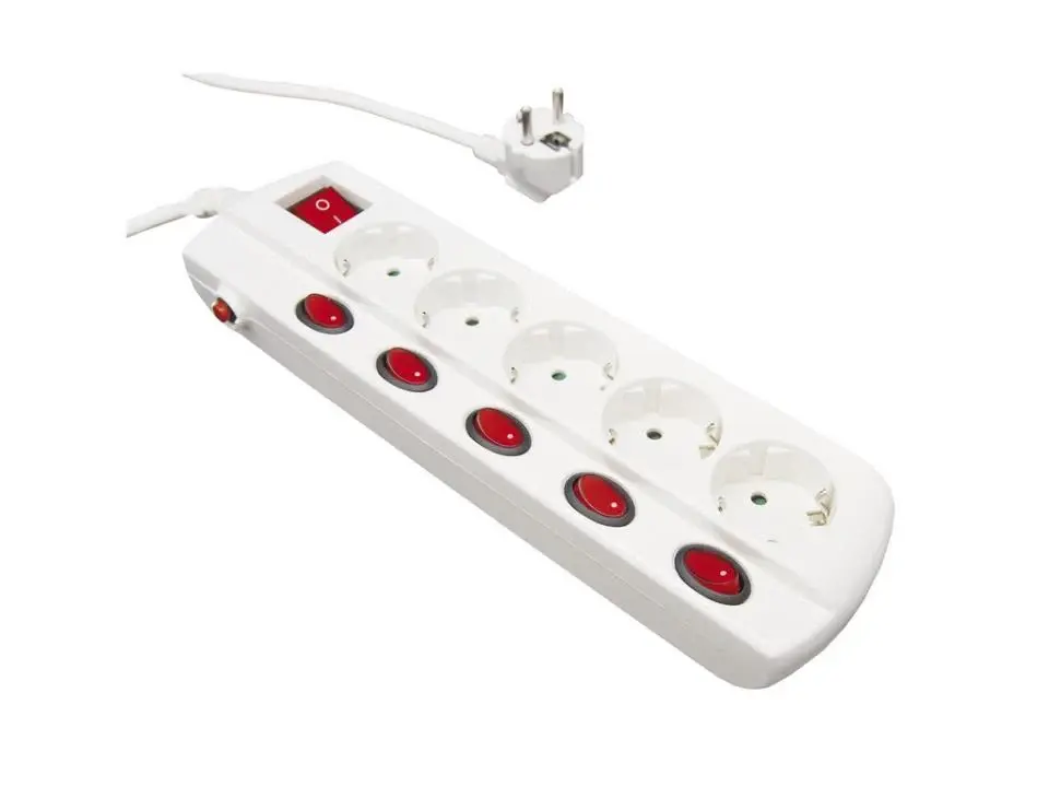 BASE 5 TOMAS C/ INTERR INDIV + CABLE 1.5m con 8 Puertos Gigabit