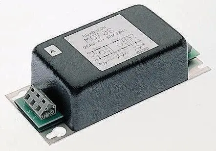 Filtro RFI Roxburgh EMC 1μF, 16A, 250 V ac, 60Hz 1 mH, Montaje en Panel 4,98 mA, Serie MDF, 1 fase Phase 2.5W 9.8mΩ UL |...