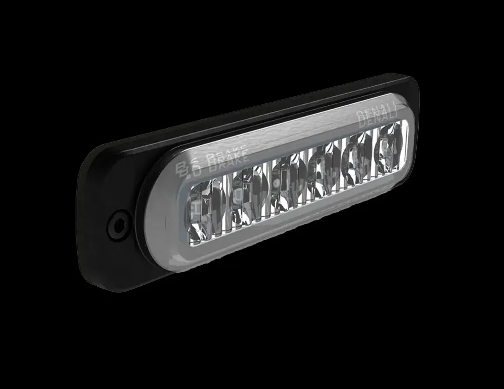 B6 Denali. Luz de freno LED Roja