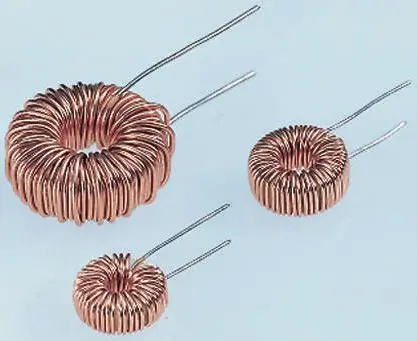 Wurth, 68 μH ±20%, Polvo de Hierro Compuesto, Idc:2.8A, Rdc:55mΩ | 7447033 Wurth Elektronik