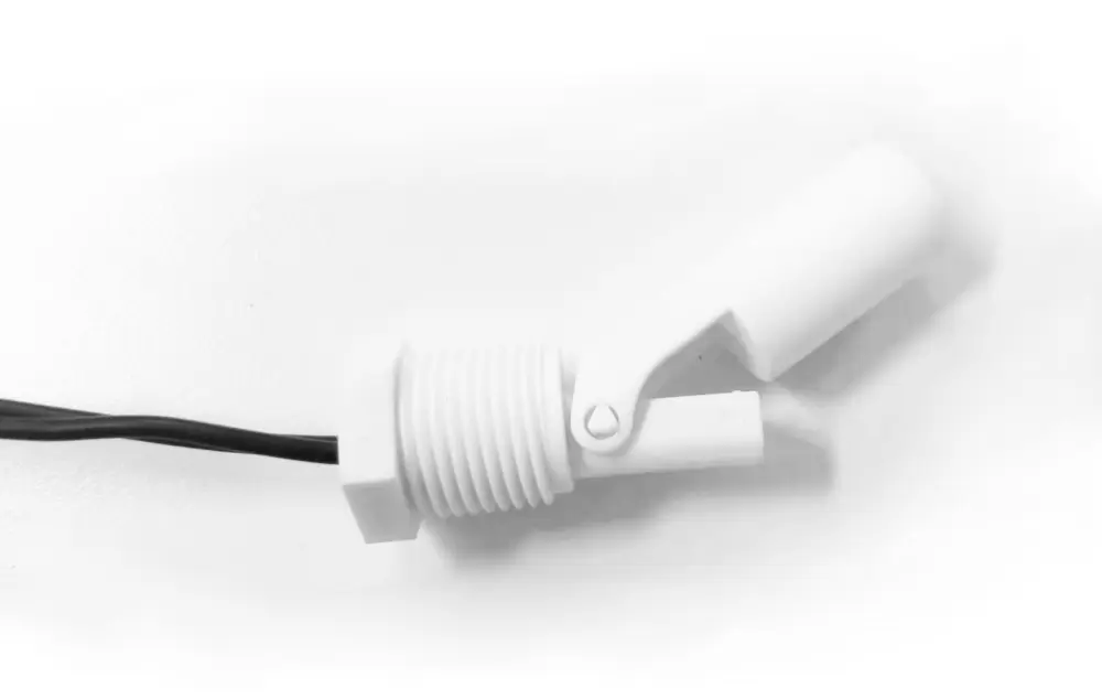 Interruptor de flotador de Polipropileno, con salida NA, 0,5 , cable de 1m, montaje Montaje lateral