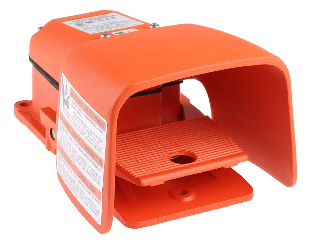 Interruptor de pedal, Contacto DP-CO, IP56, Hierro Fundido, 20 @ 250 V ac, 250V, Funcionamiento Momentáneo