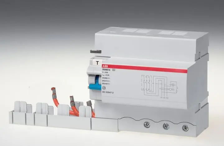 Interruptor diferencial ABB, 63A, 3 Polos, 30mA | 2CSB803001R1630 DDA803 AC-63/0.03
