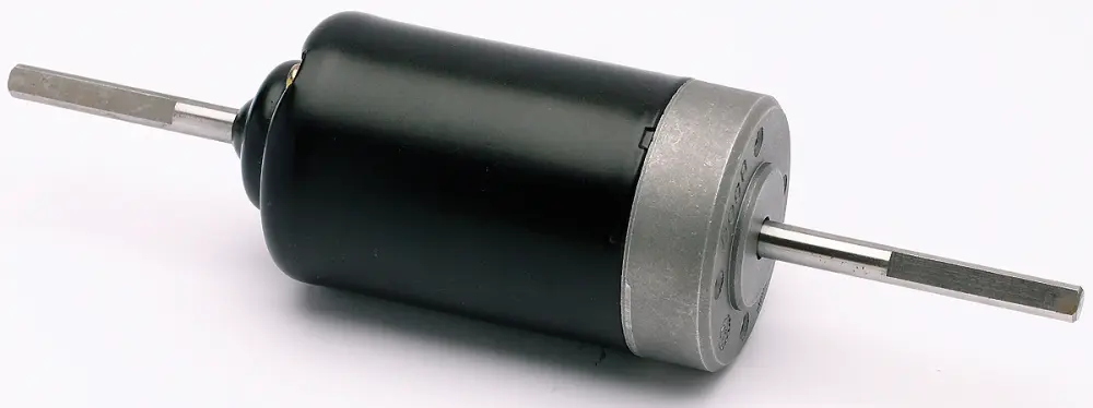 Motor DC DOGA, 24 V dc, 63 W, 3.000 rpm, par máx. 0,2 Nm | 162.4116.3B.00