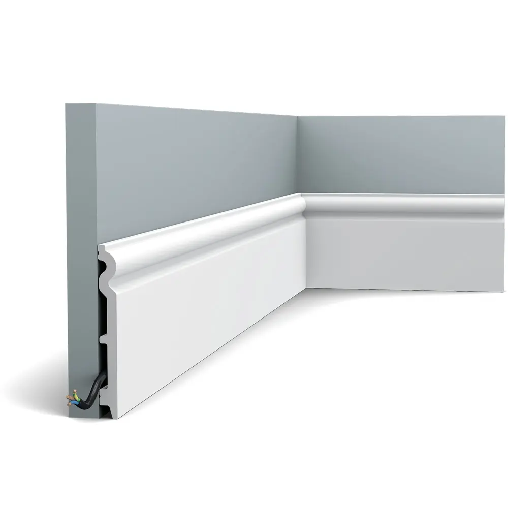 Zócalo SX138 en blanco | 15 x 138 x 2000 mm (USB 3.2)