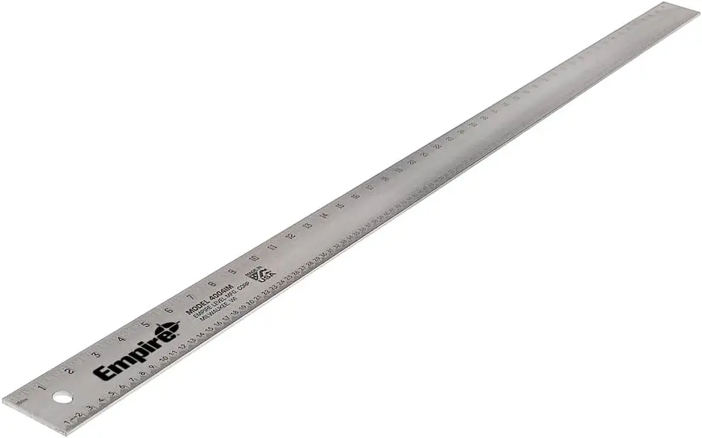 Regla recta de aluminio Empire E 48 .