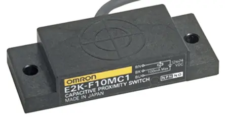 Sensor de proximidad Omron, alcance 10 mm, 12 → 24 V dc, IP66, 100Hz | E2K-F10MC2