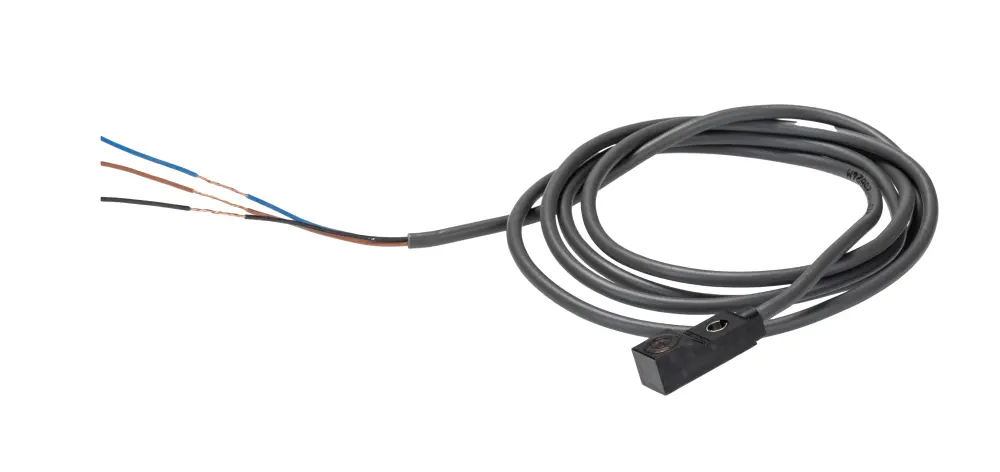 Sensor de proximidad Omron, alcance 2,5 mm, 12 → 24 V dc, IP67, 1kHz | E2S-W25 1M