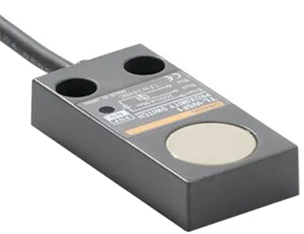 Sensor de proximidad Omron, alcance 5 mm, 12 → 24 V dc, IP67, 500Hz | TL-W5MC2