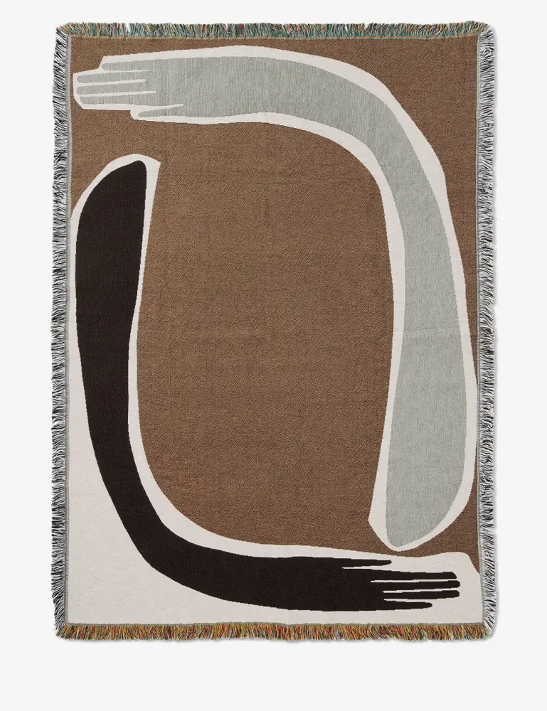 pose tapestry blanket