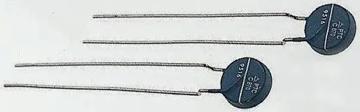 Termistor EPCOS, Resistencia 5.6Ω, 11 x 3.5mm | B59960C0120A070