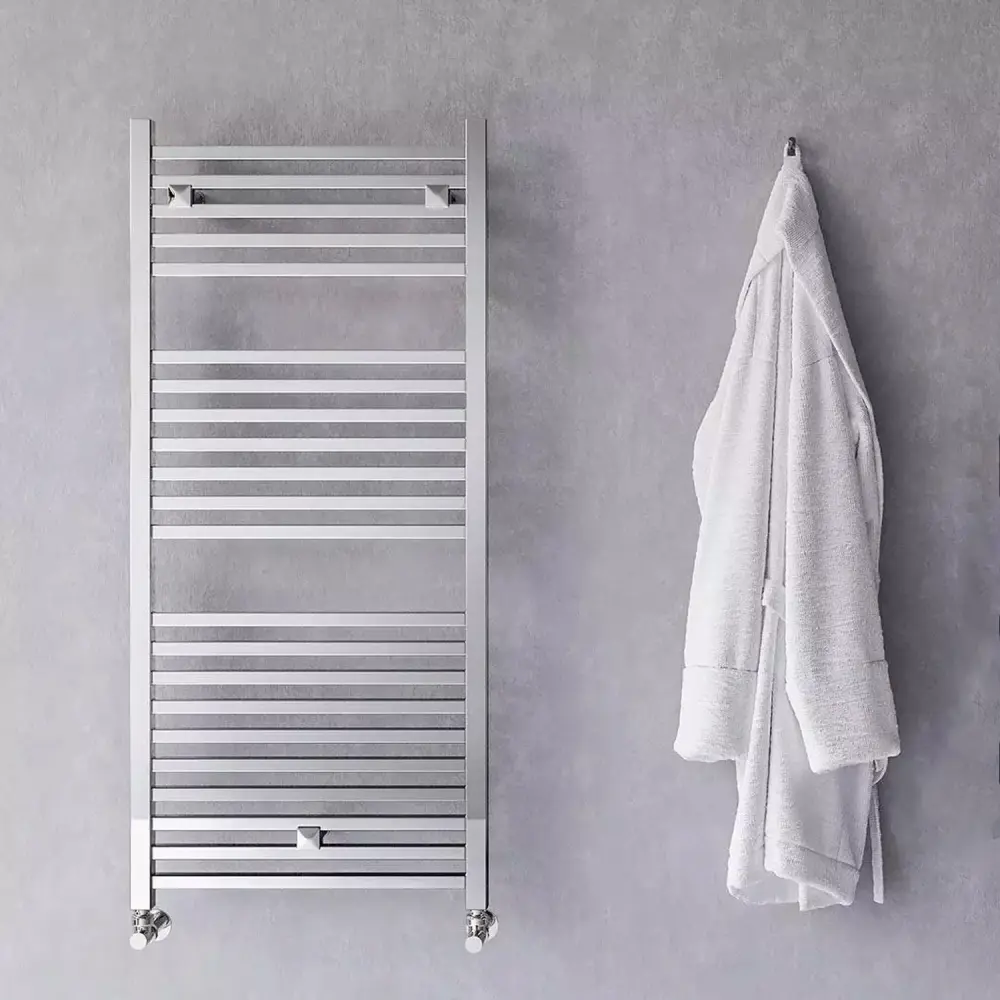 Termoarredo idraulico modello Todi di Lazzarini 1110x500 - Cromo
