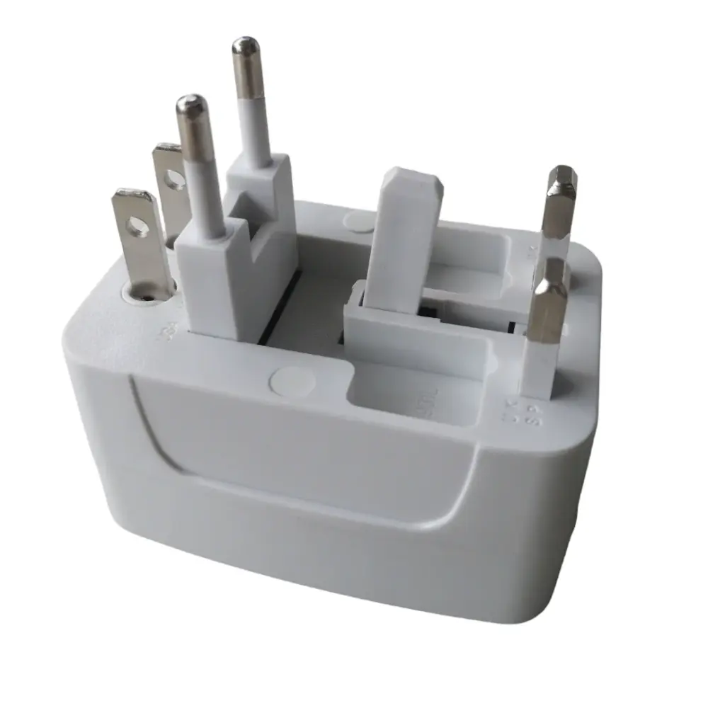 CONVERTIDOR EUROPEO MULTICOMPATIBLE (Resistente al Agua)