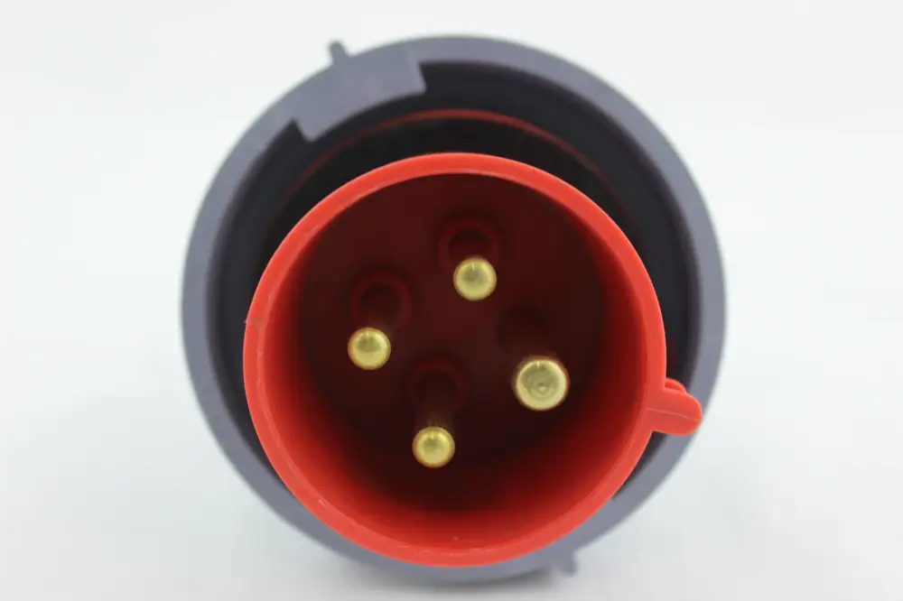 CLAVIJA 4X32A IP67 380-415VAC