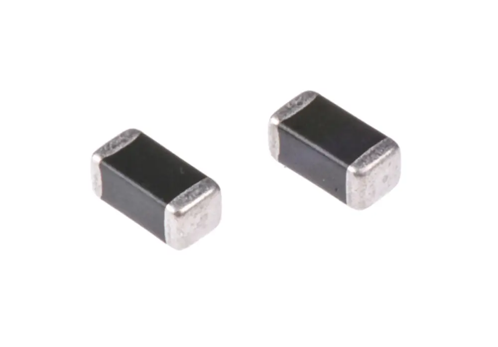 Varistor multicapa EPCOS CT/B, tensión de ruptura 35.1 → 42.9V, 1A, 1J, 550pF, encapsulado 1206 (3216M), dim. | B72520E...