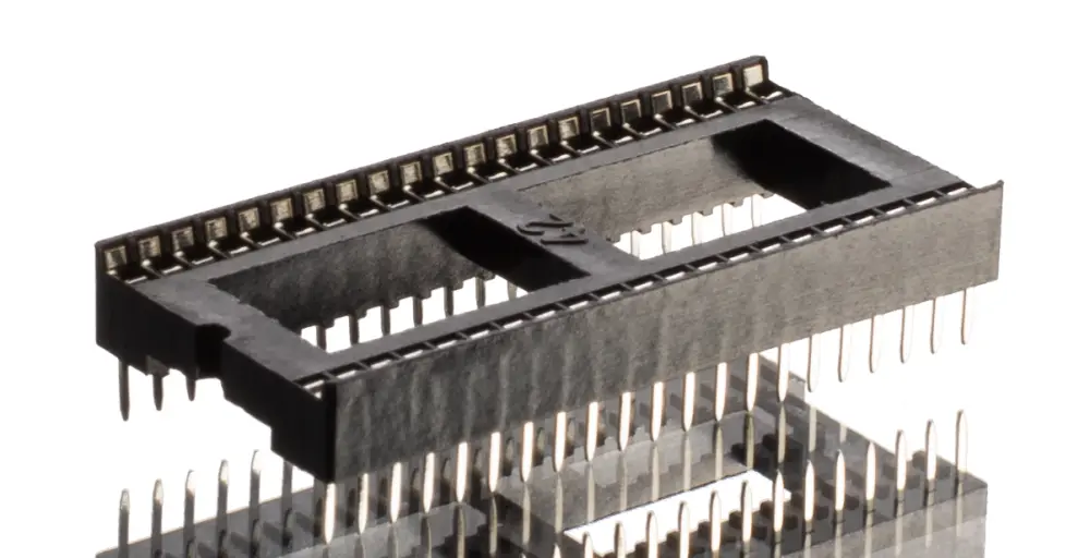 Zócalo DIL Winslow, paso de 1.77mm, , 42 contactos, anch. 15.24mm, 10A, montaje orificios pasantes | W3142/607TRC